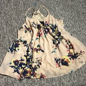 Miss Me Cream Camisole with Tie Front Relaxed Lace Size Médium